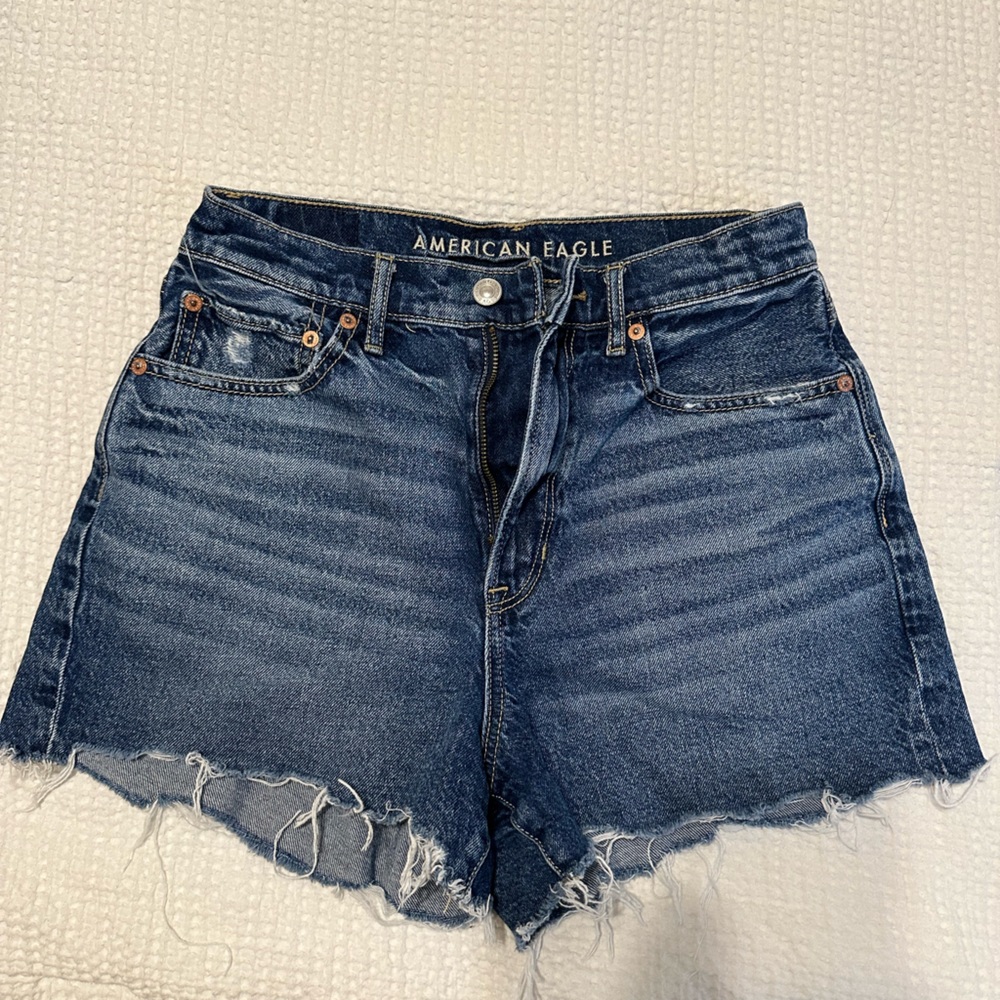 American eagle highest rise 90s boyfriend short